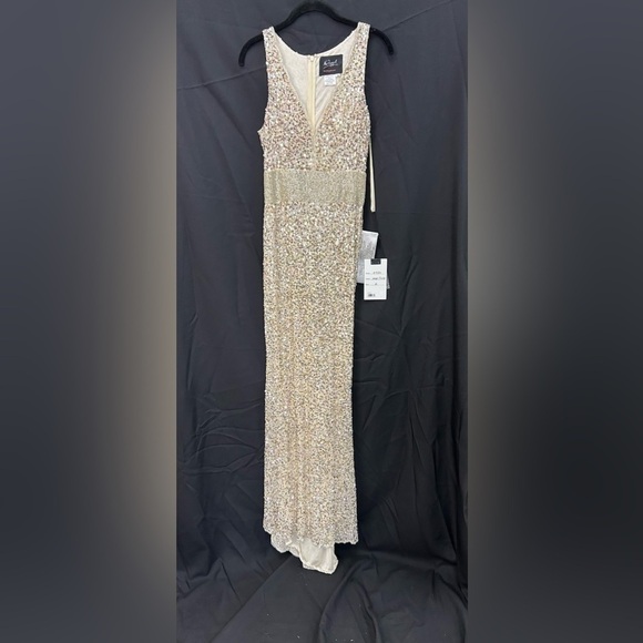 Mac Duggal 4930 SEQUINED SLEEVELESS V NECK COLUMN GOWN - Picture 4 of 8